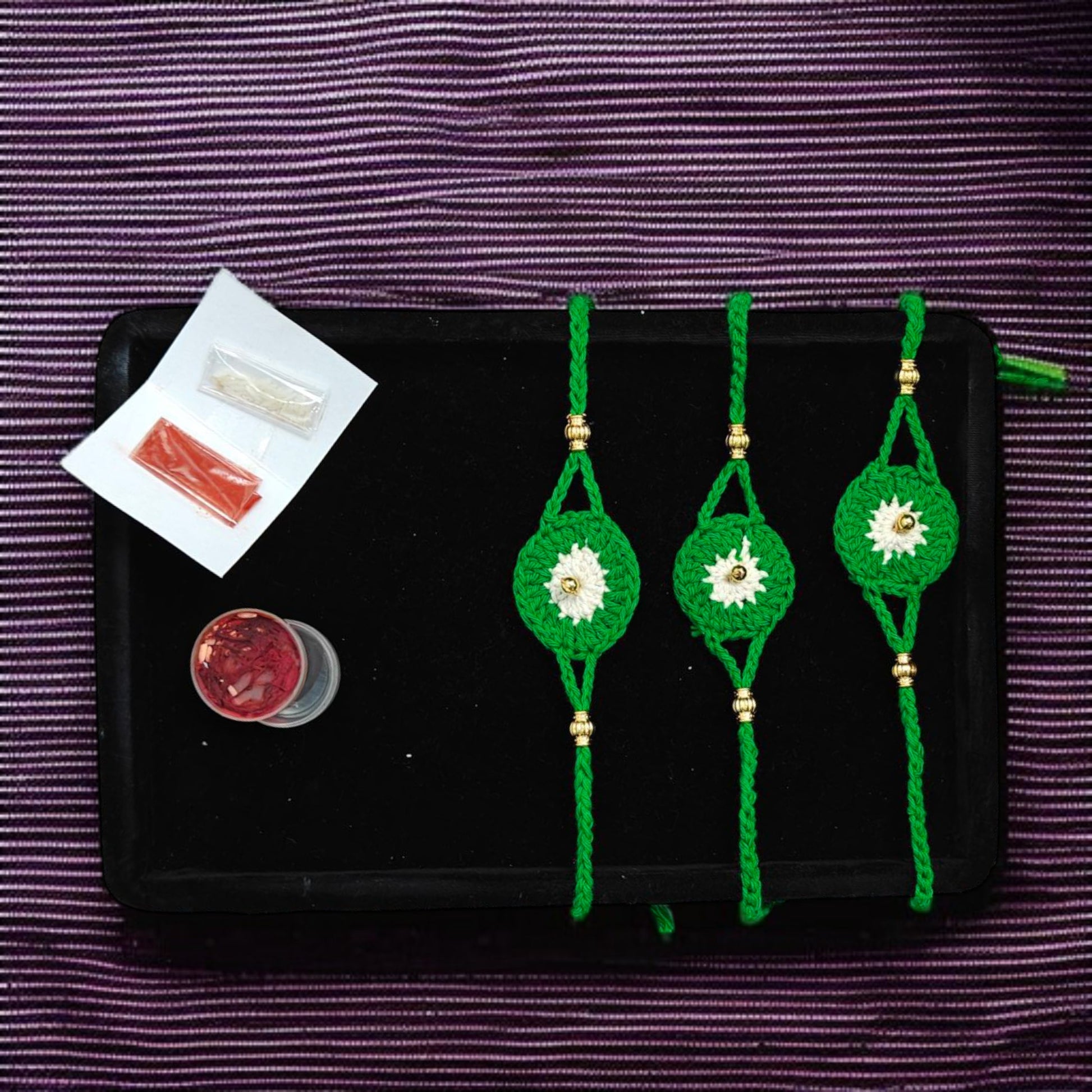 Meadow Daisy Rakhi | Green Daisy Rakhi